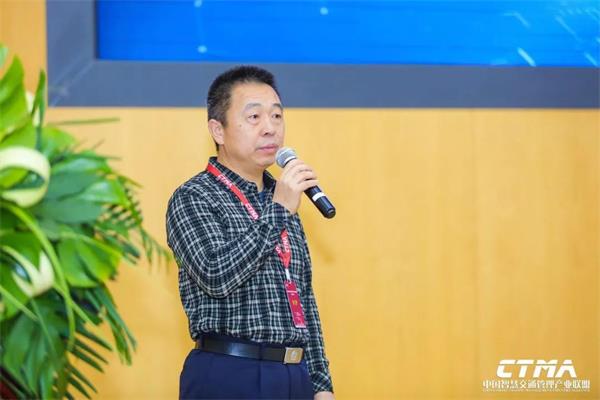 广东省公安厅交通管理局警务指挥处副处长杨粤湘