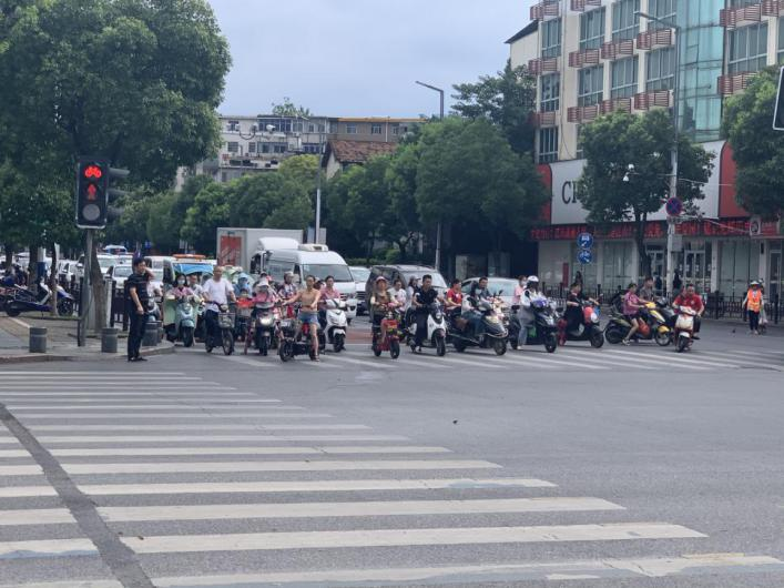 新建大道兴国路-花果山路路段（新建大道-长麦路路口）