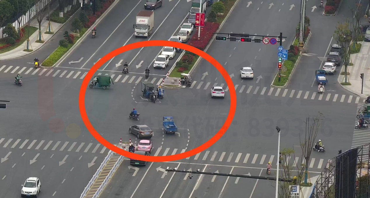 图3 非机动车未按规定车道行驶